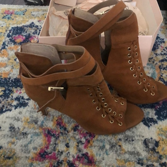 BCBG Generation Suede Camel Colored Booties - Picture 2 of 4